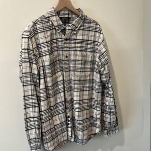 Carhartt men’s relaxed fit flannel size XL